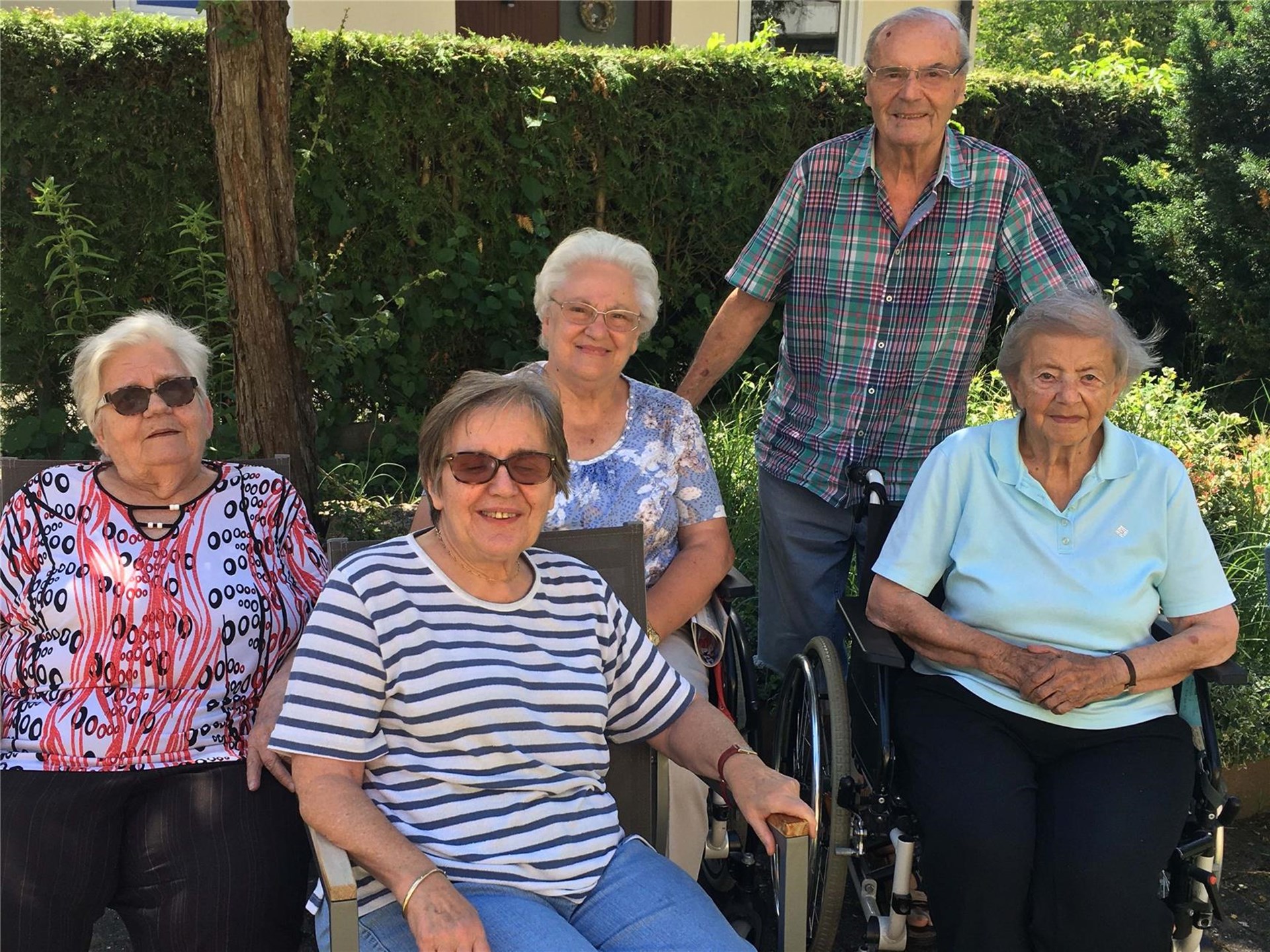 Der Bewohnervertretung gehören Hildegard Welke, Marianne Thiergärtner, Helga Pietsch (1. Vorsitzende), Rudolf Löslein (2. Vorsitzender) und Elisabeth Schmitt (von links) an.